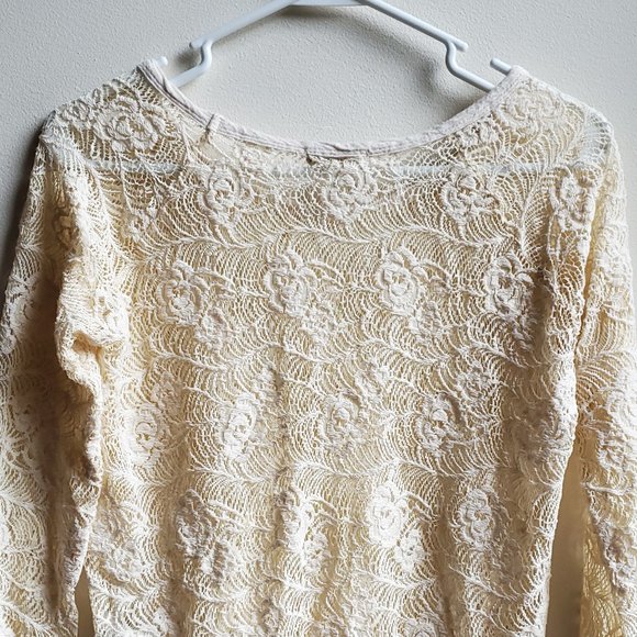 Kirra Cream Lace Floral Jersey Size Small - Picture 14 of 15